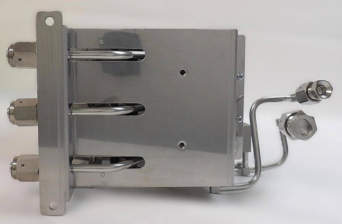 Fujikin MFRC-4CW3-AAA-210 Electronic Valve Module MFRC New Surplus