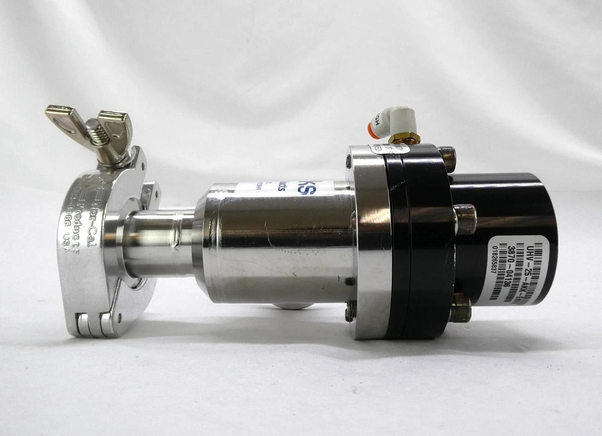 Used MKS Instruments UHV-25-AKK-ENVN Pneumatic Angle Valve AMAT 3870-04136 Working