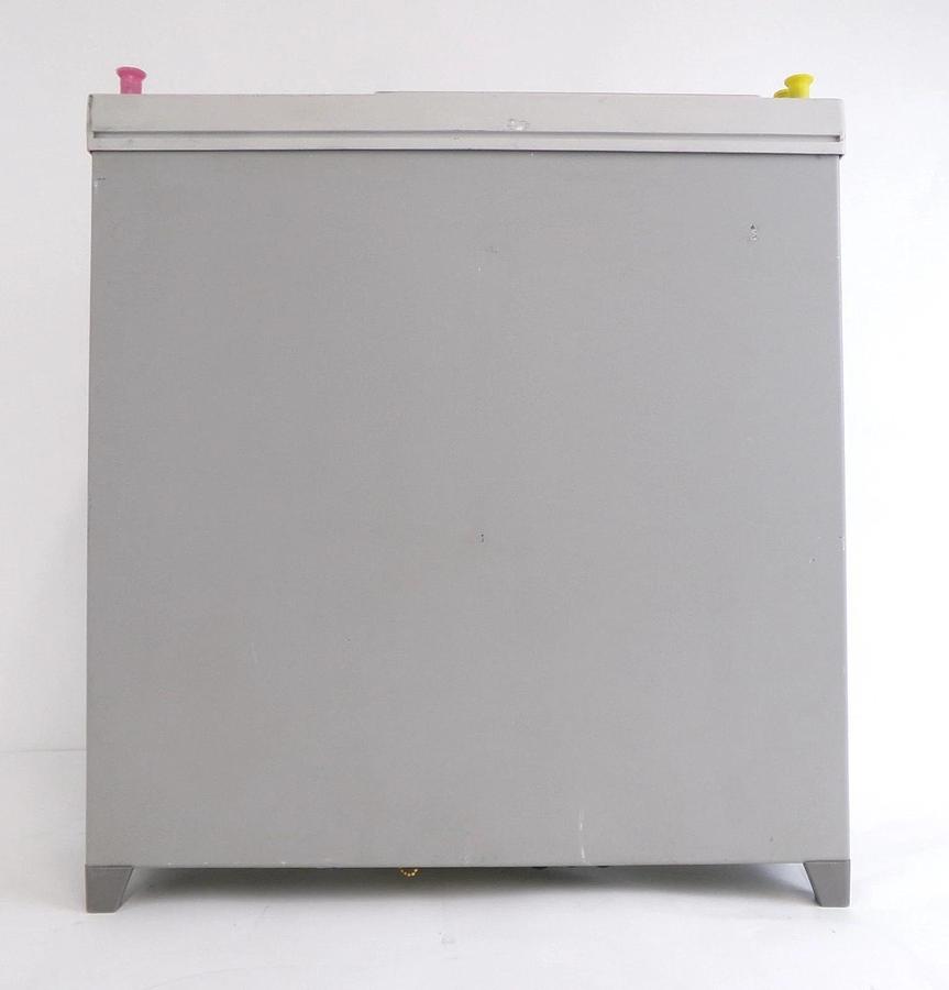 Used Agilent Technologies E4432B ESG-D Series Signal Generator ESG-D3000B Untested
