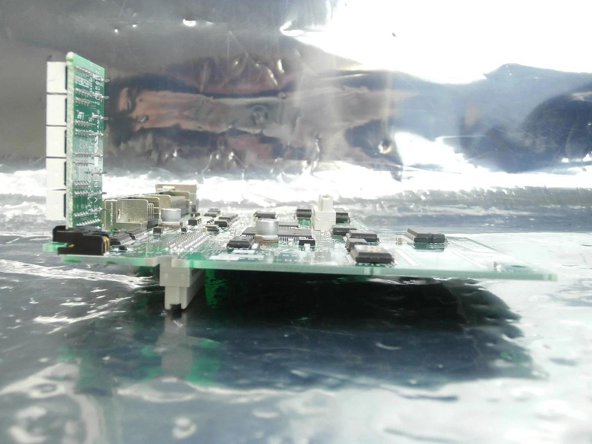 Used Yaskawa Electric SGDH-CA04EA Servo Drive PCB DF9203829-A0 Used Working