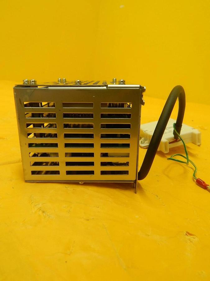 Used Omron E5ZT-N08TC01-2 Temperature Controller Assembly Used Working