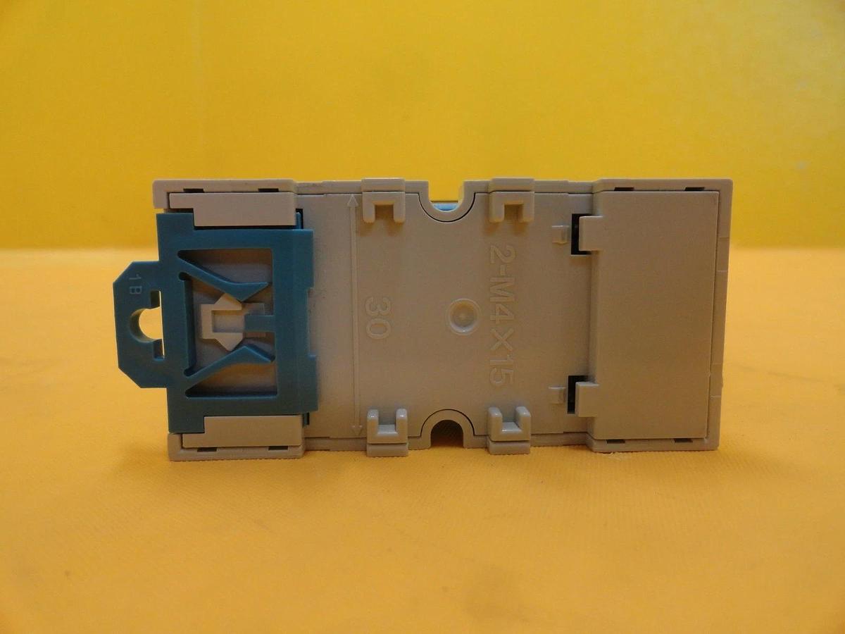 Used NAiS AY33002 Relay Module RT3S-24V Lot of 3 Used Working