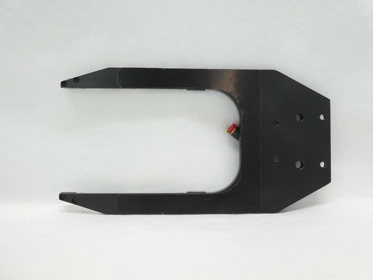 Varian Semicoductor VSEA V82850001 Pick Assembly 125mm Reseller Lot of 4 New