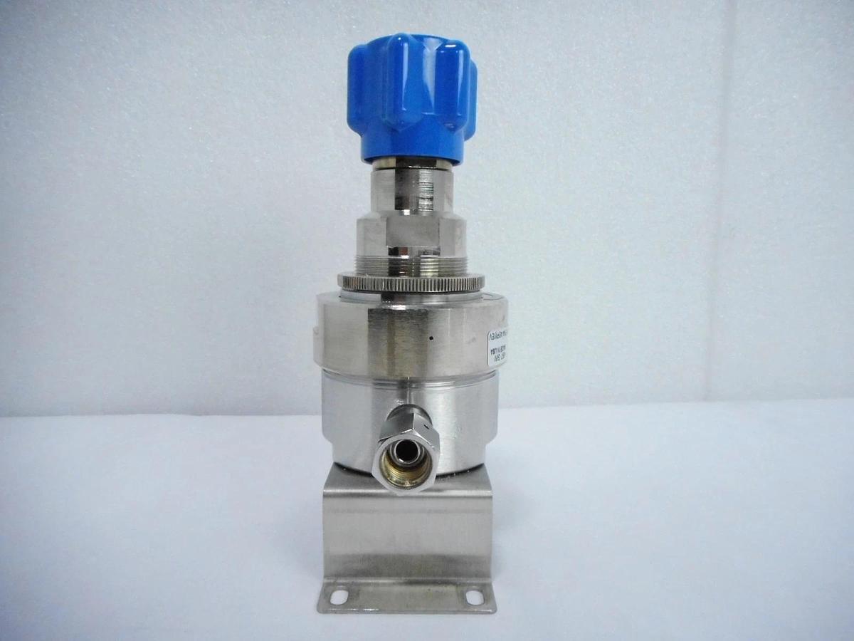 Used Parker 45200332EV Manual Regulator Valve SQ420E-502PFSFM4.48PMEV Used Working