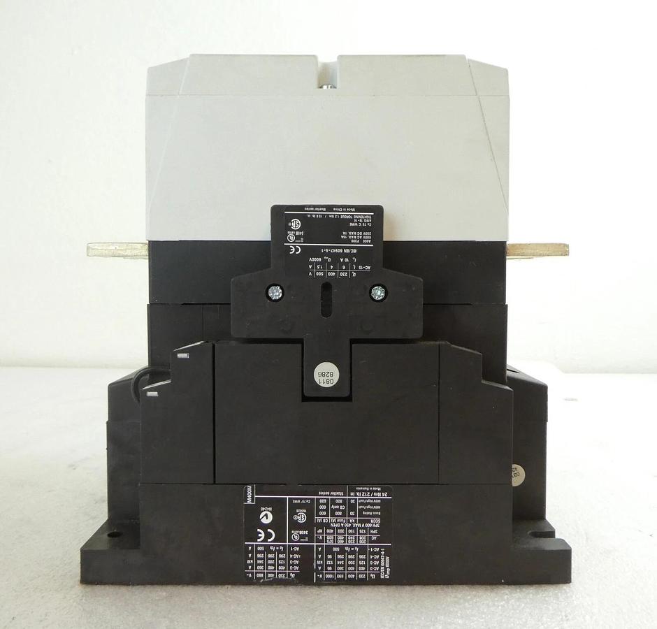 Used Eaton XTCE400M 3-Pole Industrial Circuit Breaker Module DIL M400 Working Spare