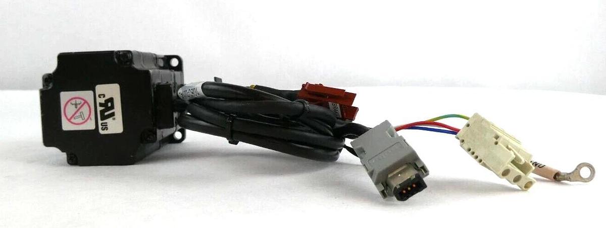 Used Yaskawa Electric SGMPH-01AAE-YA11 AC Servo Motor Assembly Lot of 4 Working