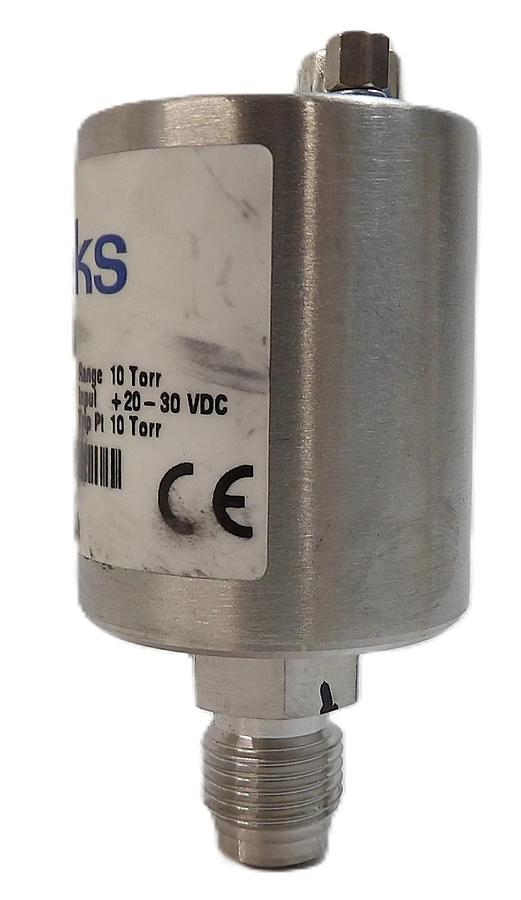 Used MKS Instruments 51B11TCA2BA010 Baratron Pressure Switch Lot of 2 Spare Surplus