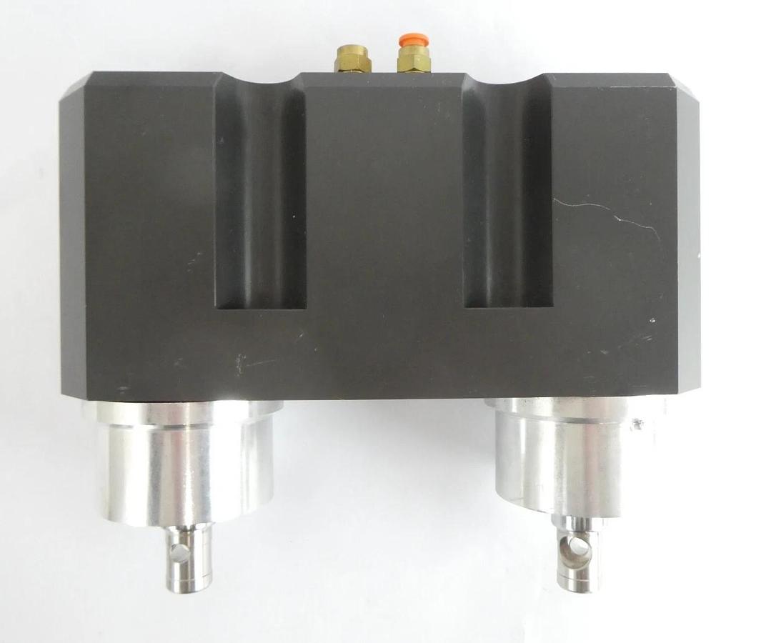 Used VAT 243786 Pneumatic Vacuum Valve Actuator Assembly Working Surplus