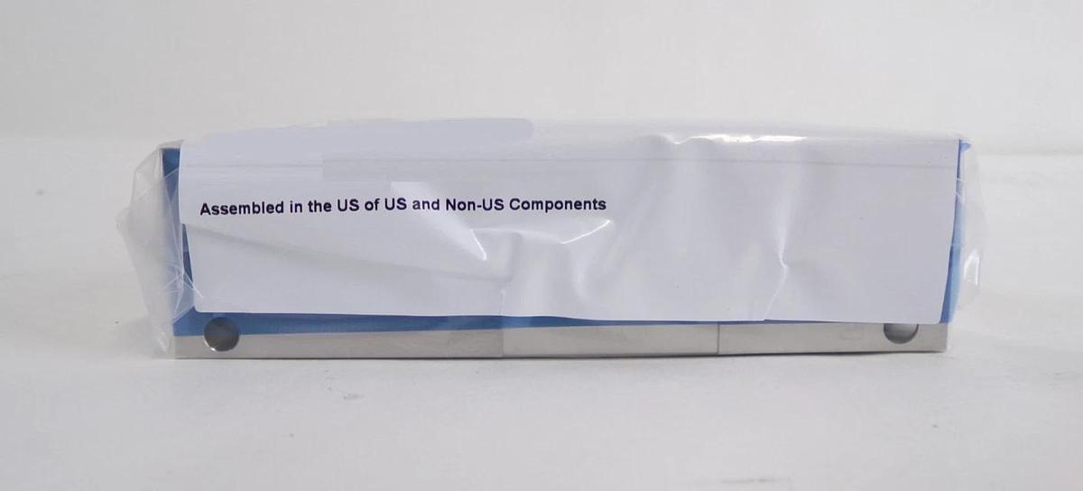 Brooks Instrument GF120C-110079 Mass Flow Controller MFC 12 SCCM N2 New