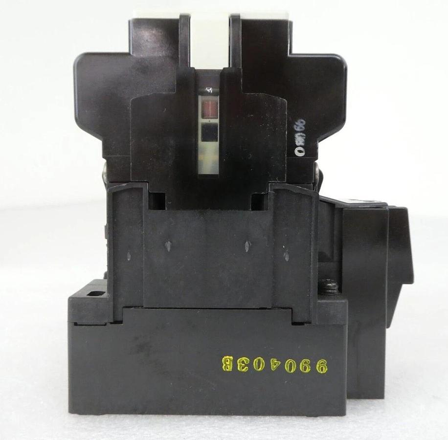 Used Fuji 2NC1Q0E22SE Magnetic Contactor SC-2N/SE Mattson 579-06994-00 Lot of 14 New