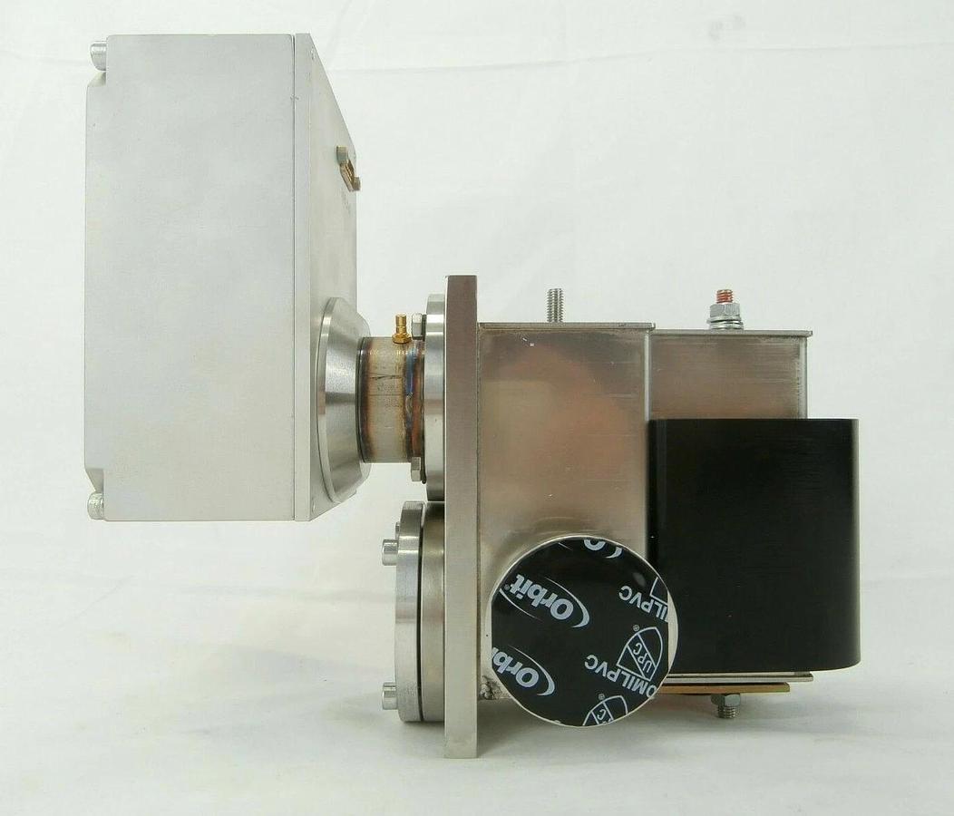 Used Leybold 200.59.928 UL 500 Leak Detector Preamplifier Magnet Assembly Working
