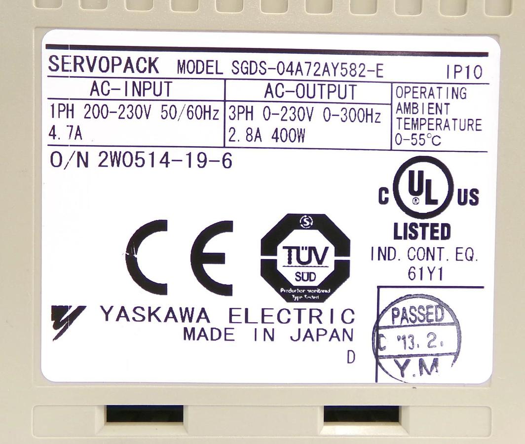 Used Yaskawa Electric SGDS-04A72AY582-E Servo Drive SERVOPACK Lot of 2 Working