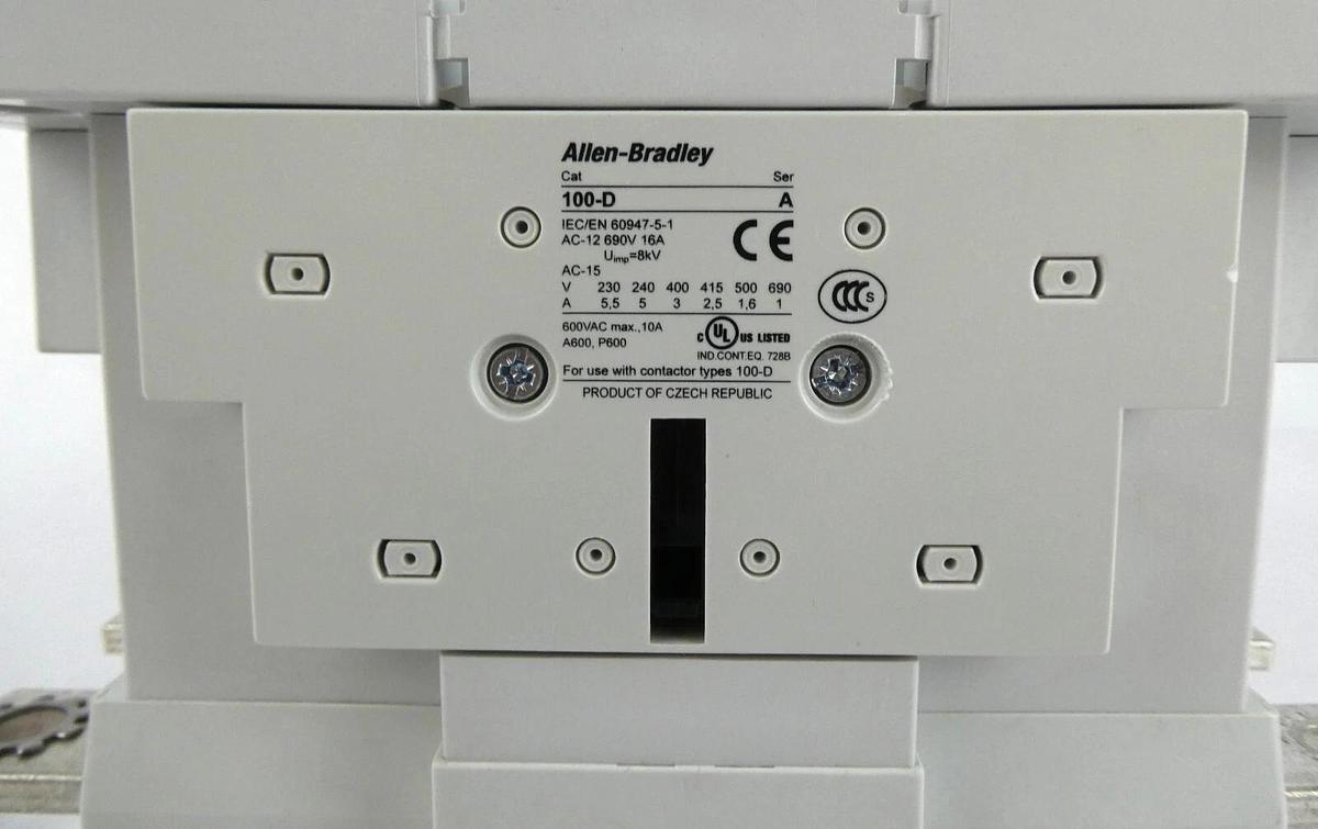 Used AB Allen-Bradley 100-D420 Industrial Contactor 100-D 110-130V Chipped Working