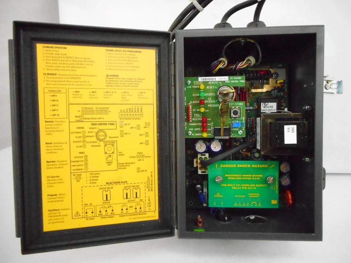 Used Sti 70011-1000 Light Curtain Controller MiniSafe/FlexSafe MS43-B2-AC1 Working
