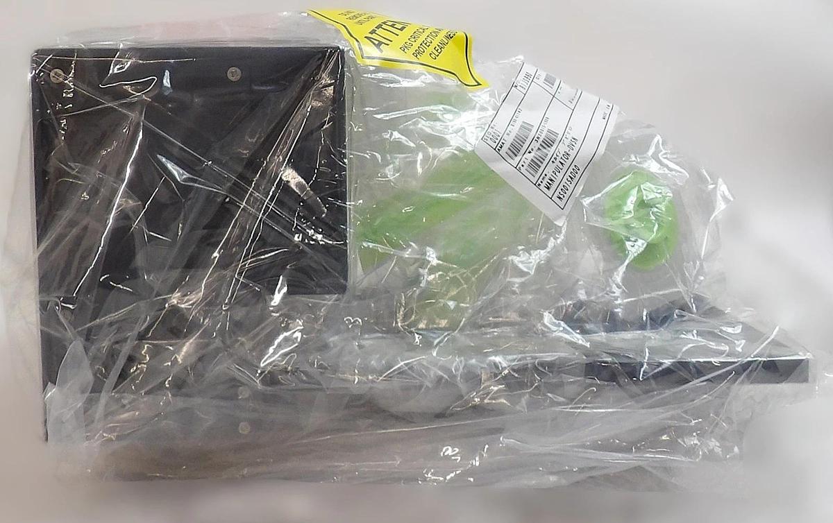 Kawasaki 3NS001S-L009 300mm Wafer Prealigner with Cables 0190-61142 New Surplus