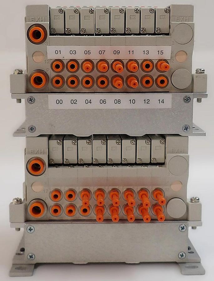 Used SMC EX160-SDN1A 8-Port Pneumatic Manifold AMAT 0190-13033 Lot of 2 Working