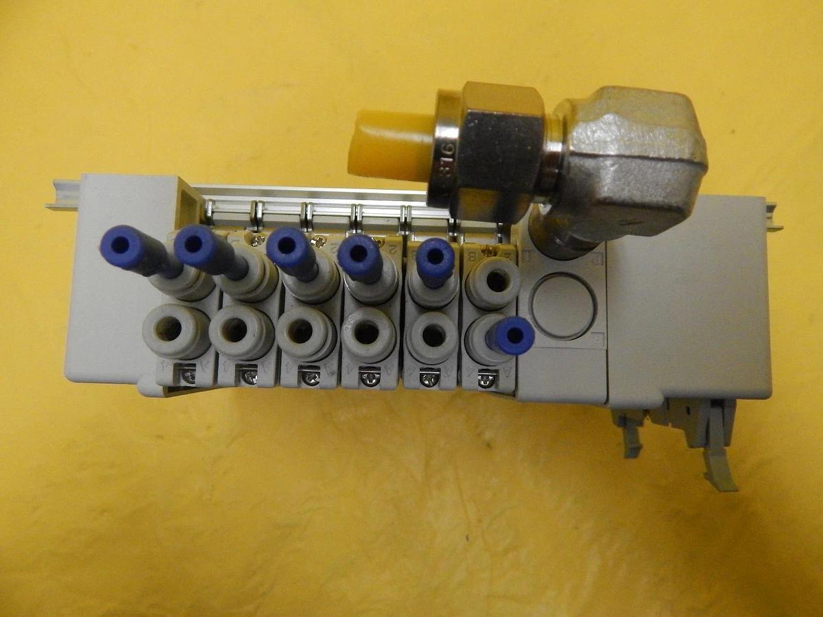 Used TEL Tokyo Electron CSV3 6-Port Manifold SMC SQ1231DY-5-C4-Q PR300Z Used Working
