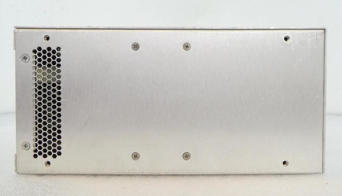 Used Novellus Systems 02-253704-00 MC3E Module Controller 75-256657-00 Dented Working