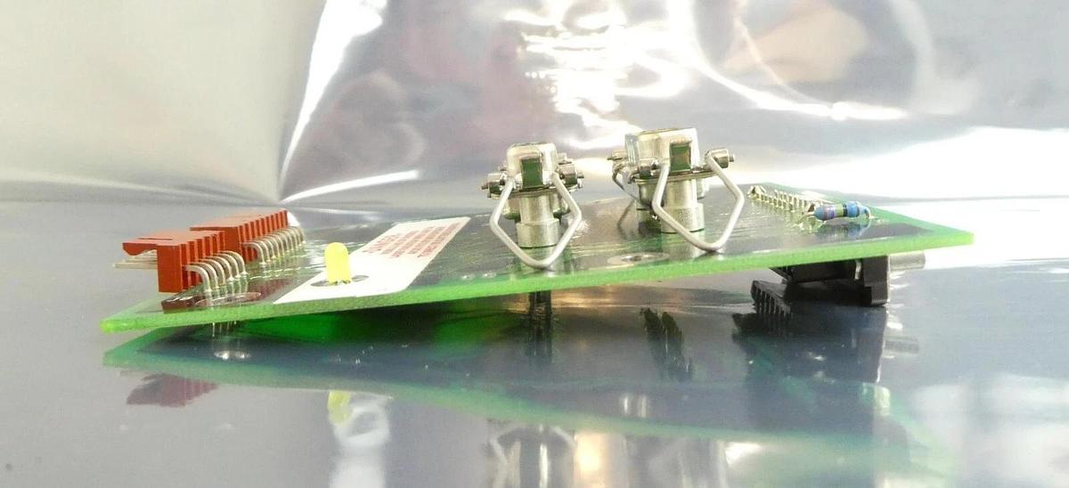 Used ESI Electro Scientific Industries CKA 144866 Laser PCB 144865 Working Surplus
