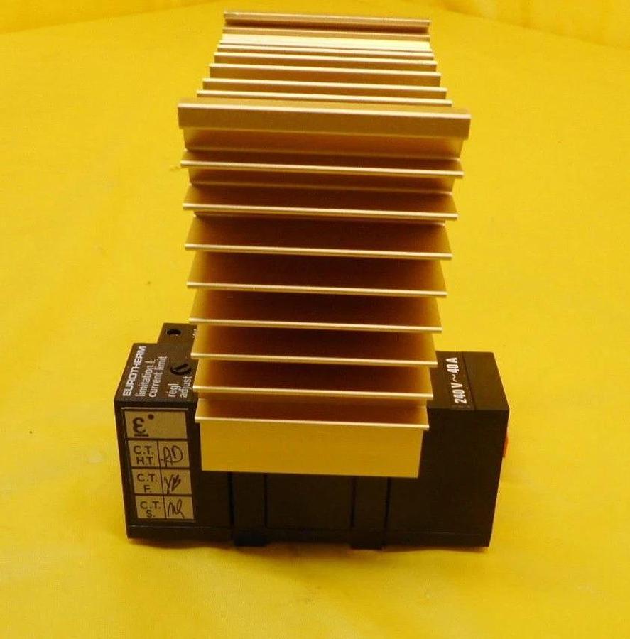 Used Eurotherm 425A/40A/240V/220V240/4MA20/PA/CL/96/00 Current Limiter Lot of 2 Used