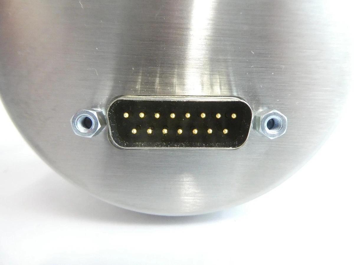 Used MKS Instruments D27B11TCEC0B0 Baratron Dual Range Dented Working Spare