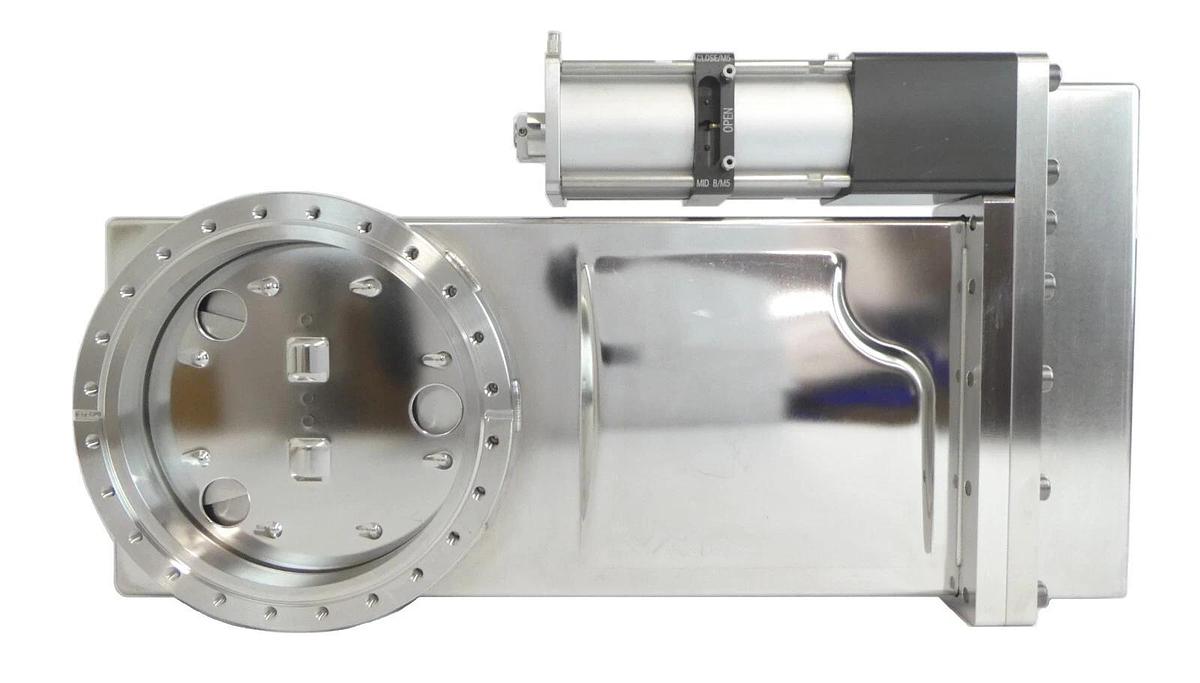Used VAT 10846-XE28-AXI1 UHV Ultra High Vacuum Gate Valve No Sensor Spare
