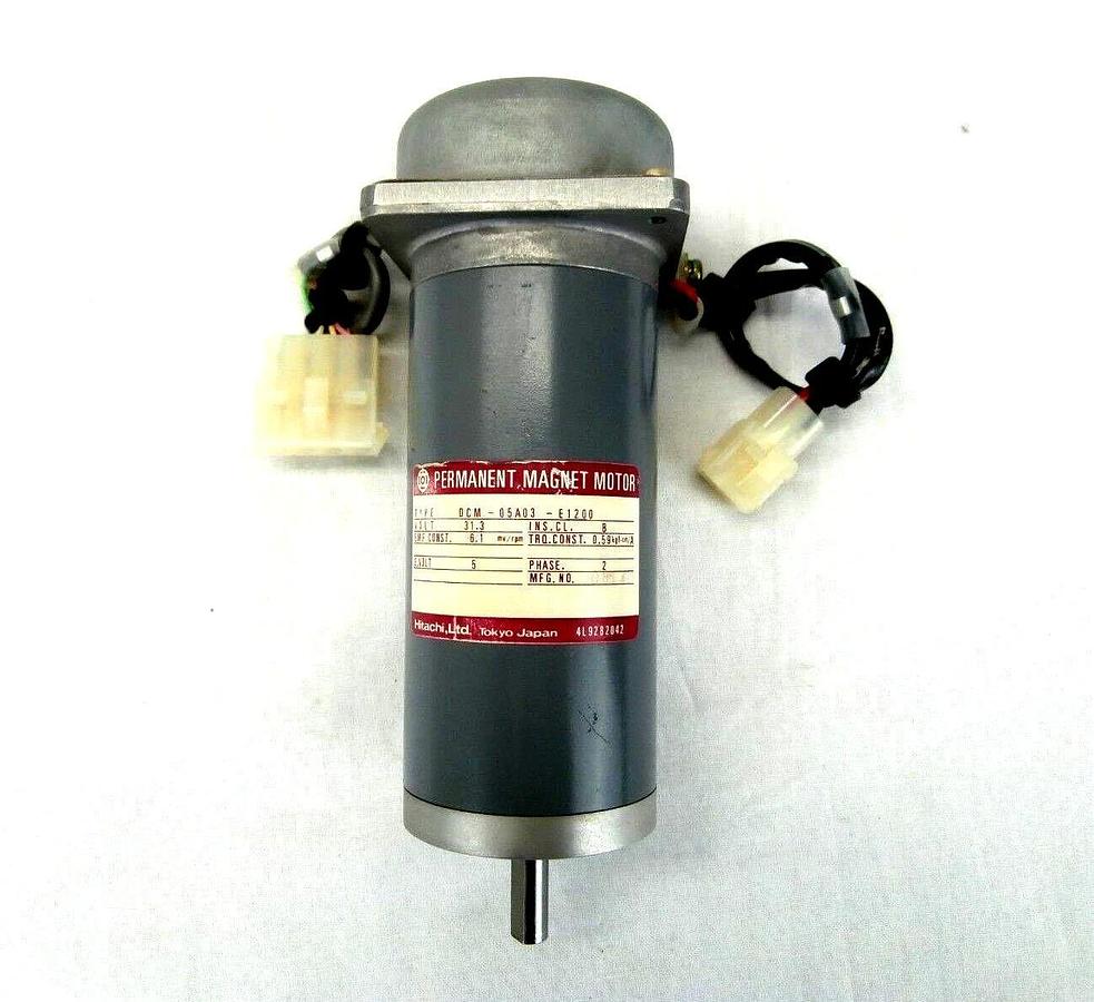 Used Hitachi DCM-05A03-E1200 Permanent Magnet Motor Used Working