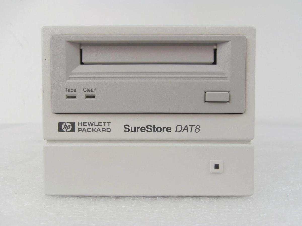 Used HP Hewlett-Packard SureStore Tape Drive DAT8 DAT24 Lot of 2 Hitachi I-900SRT