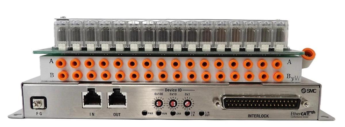 Used SMC VV100-49-X336 16-Port Pneumatic Manifold Working