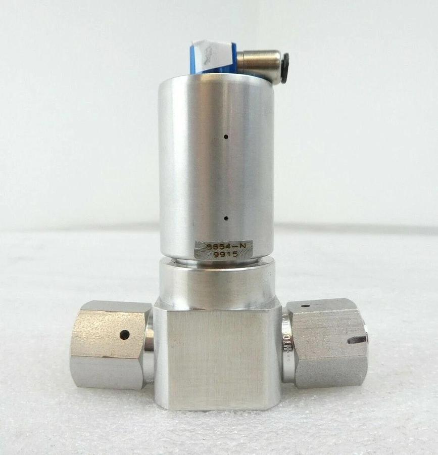Used AMAT Applied Materials 0190-51977 Diaphragm Valve Reseller Lot of 17 Working