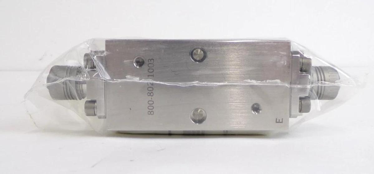 Celerity UNIT UFC-8165 Mass Flow Controller MFC AMAT 3030-09608 New Surplus