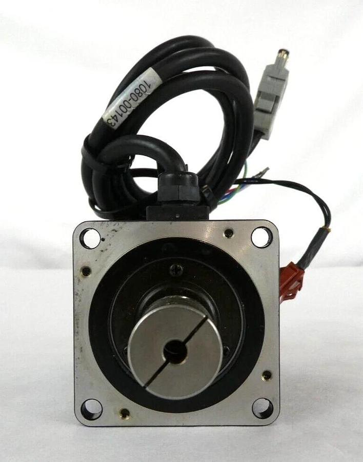 Used Yaskawa Electric SGMPH-01AAE-YA11 AC Servo Motor Assembly Lot of 2 Working
