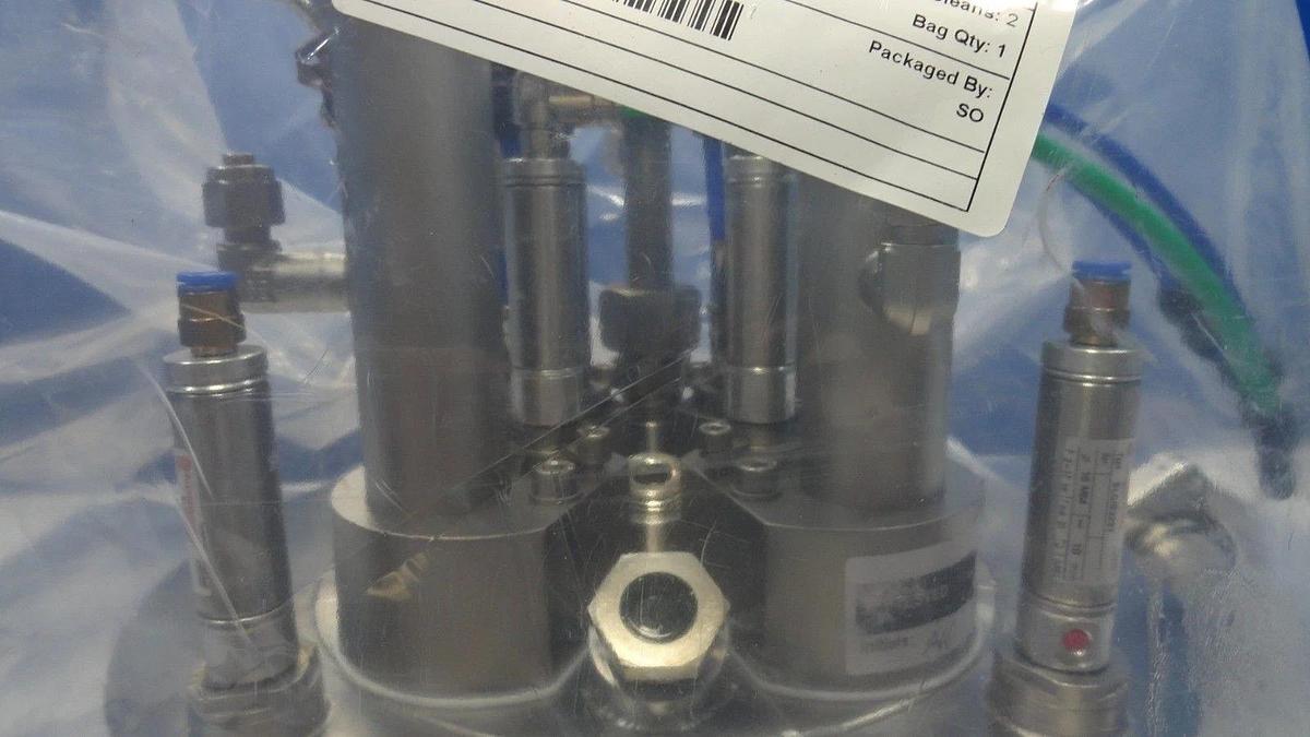 Used Edwards Y12501169 Helios Combustion Chamber Head 500052685 Used Working