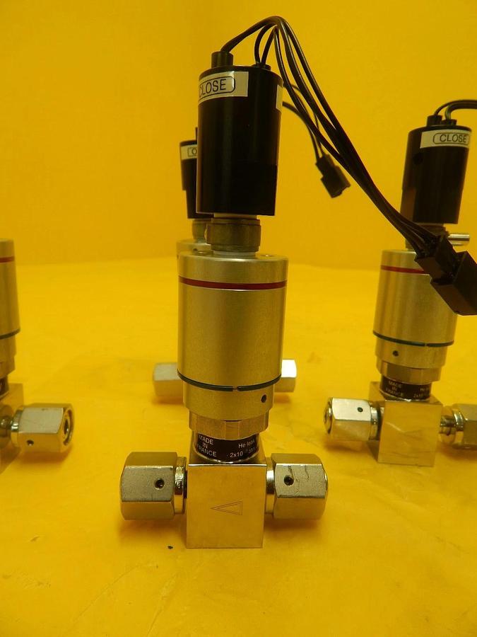 Used Qualiflow 03M04 F HF Series On Off Valve Lot of 4 ASM Epsilon 3000 Used Working
