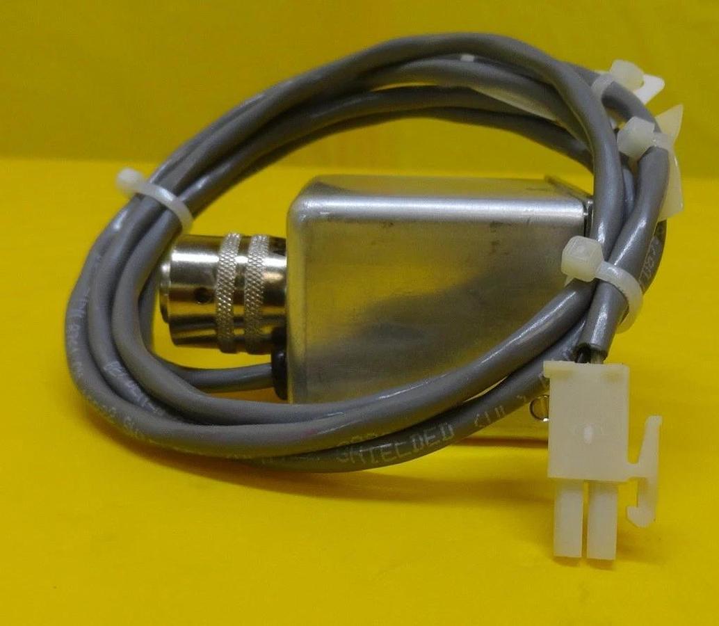 Used Precise Sensors 70425-250-01-GA Sensor Readout Used Working