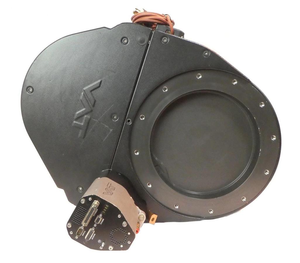 Used VAT Unmarked Pendulum Control & Isolation Gate Valve Series 650 Working