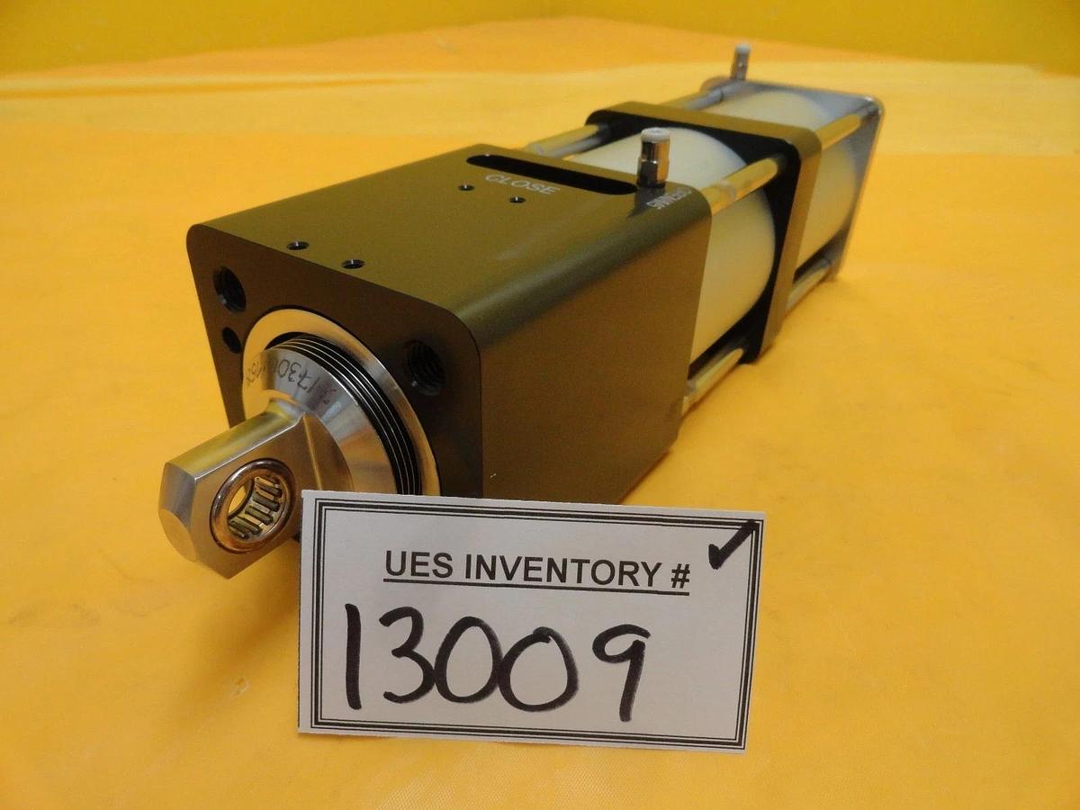 Used VAT 217300 Series 10 Pneumatic Gate Valve Actuator Used Working