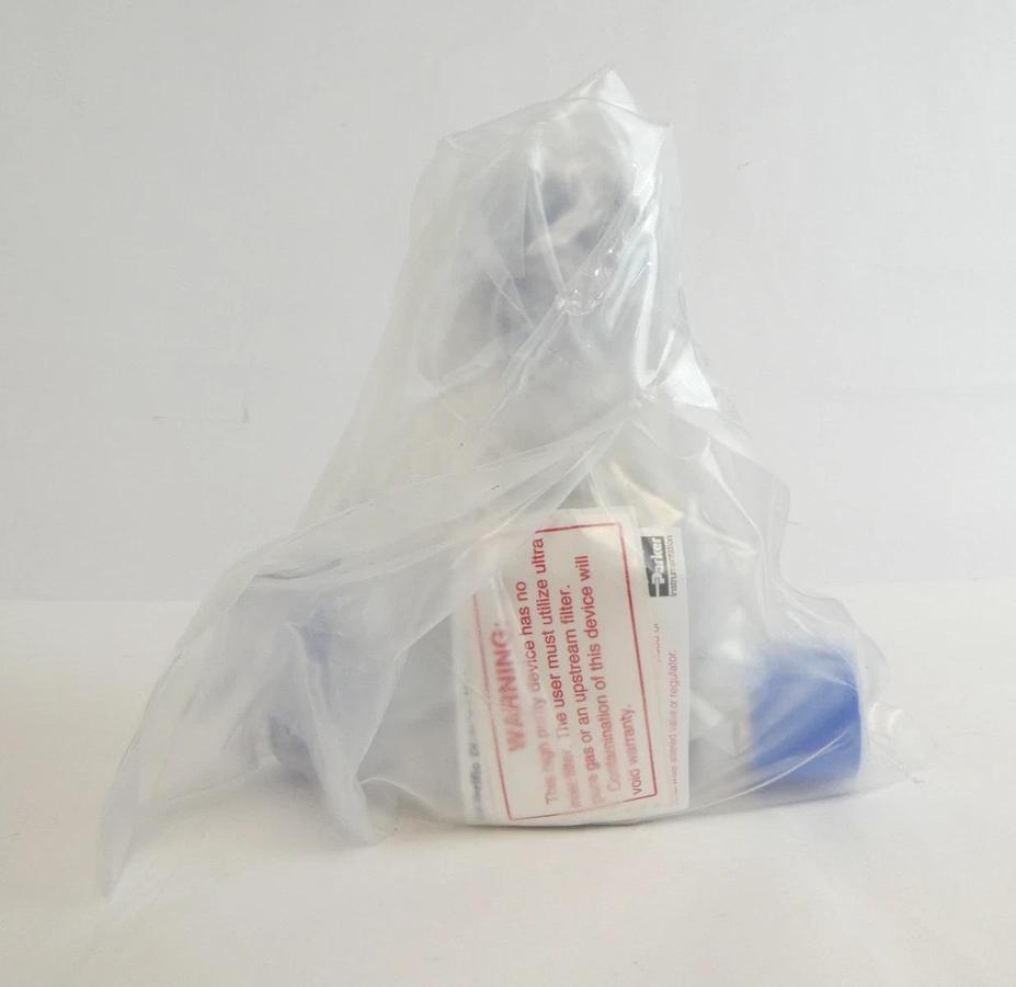 Parker 54016412 Manual Regulator Valve SQ420E1002PFS8FFPMPA Lot of 2 New