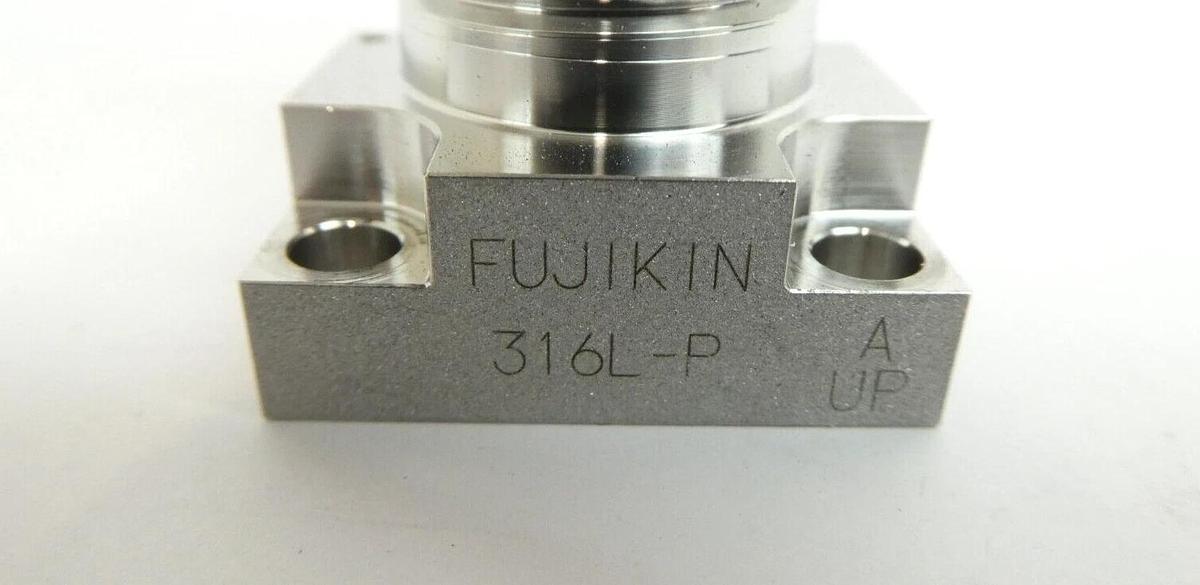Used Fujikin 088032 2-Port Manual Diaphragm Valve 316L-P Lot of 89 Working Surplus