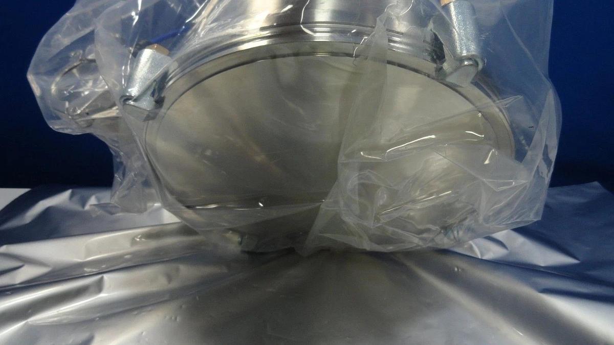 Used Edwards Y12201027 Helios Combustion Chamber Head Short Body 500052685 Working