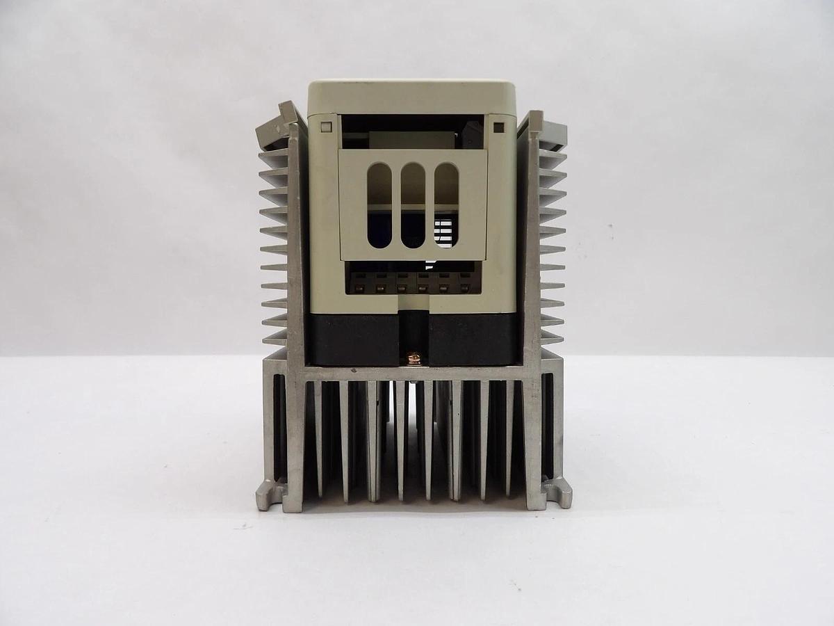 Used Mitsubishi FR-U120-1.5K Inverter Drive Freqrol-U100 Lot of 2 Working Spare