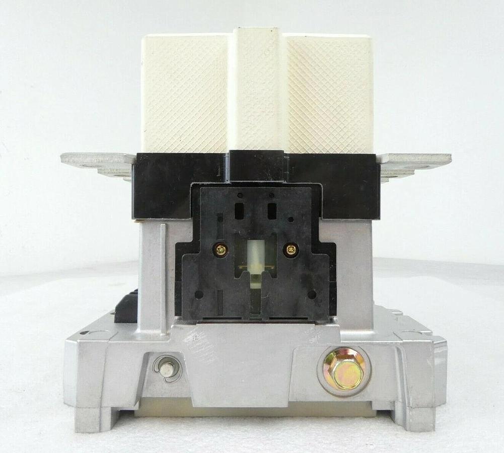Used Fuji Electric 1NC5HO 3 Phase Magnetic Motor Contractor Starter SC-12N/UL Working
