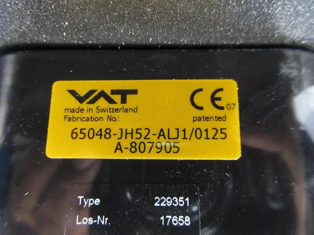 Used VAT 65048-JH52-ALJ1 Pendulum Control & Isolation Gate Valve Series 650 Working