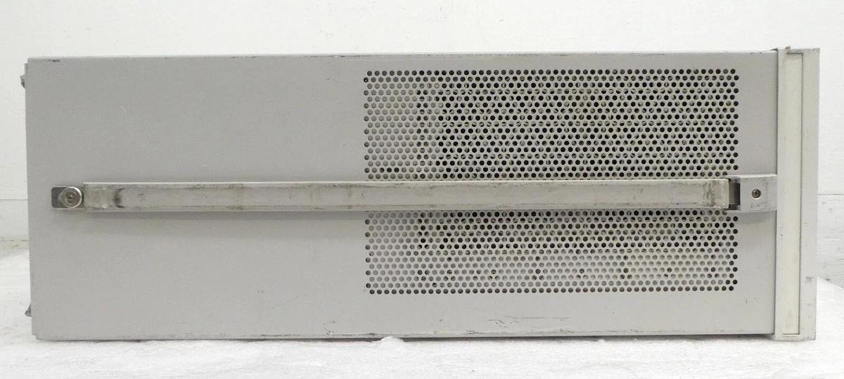Used Agilent E5515C Wireless Communications Test Set 8960 SERIES 10 Frozen Untested
