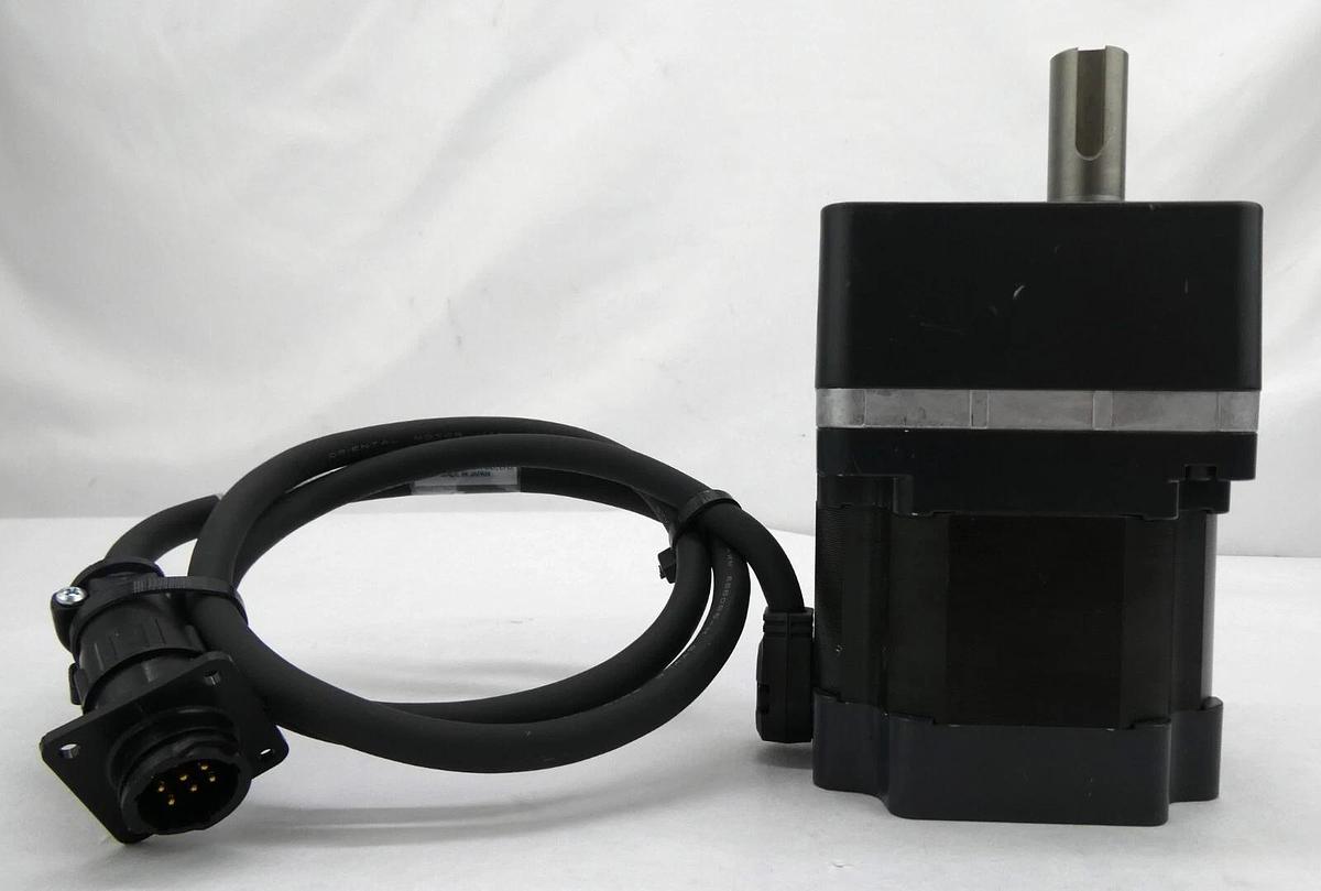 Used Oriental Motor FBLM5120W-GFB10 DC Motor with Gear Head GFB5G15 Working Surplus
