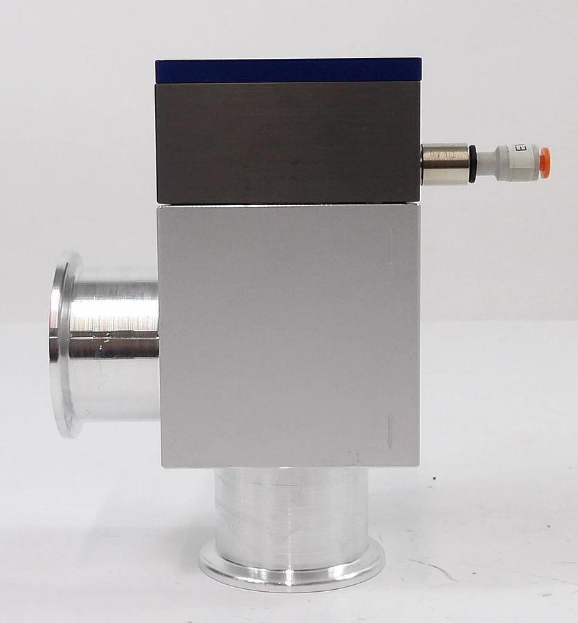 Used VAT 21632-KA11-AAE2 Pneumatic Angle Valve Reseller Lot of 2 Working Surplus
