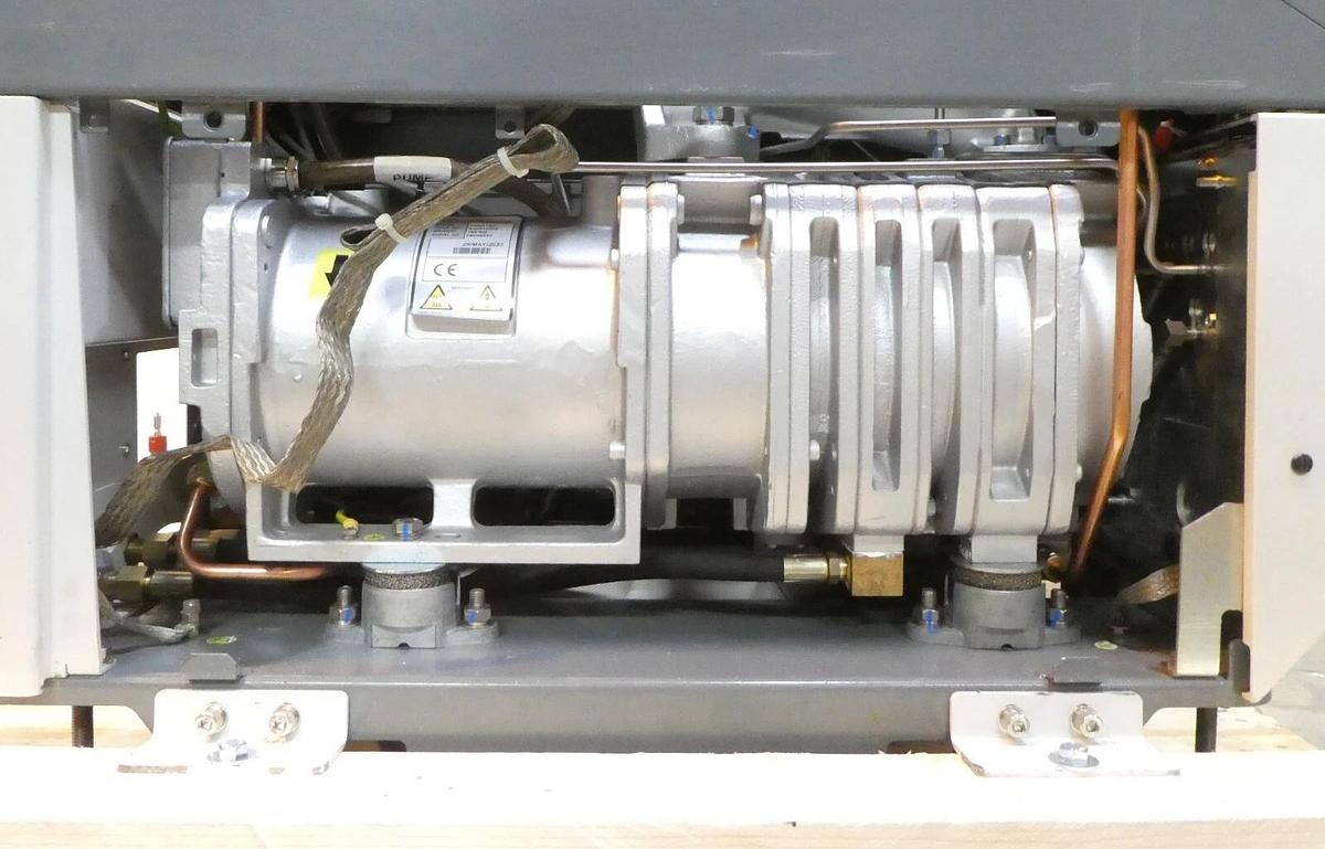 Refurbished iH 1800 NGAC73000PXS Edwards Harsh Vacuum Dry Pump IH1800 OEM Refurbished