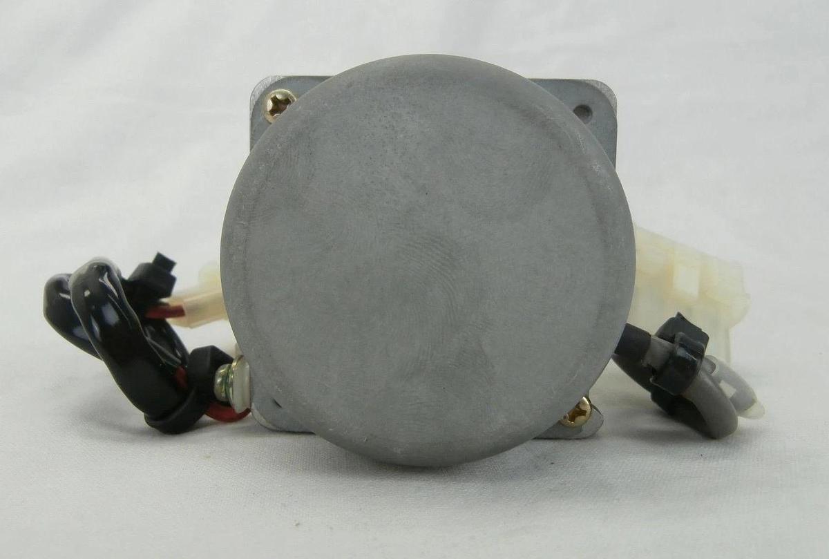 Used Hitachi DCM-05A03-E1200 Permanent Magnet Motor Used Working