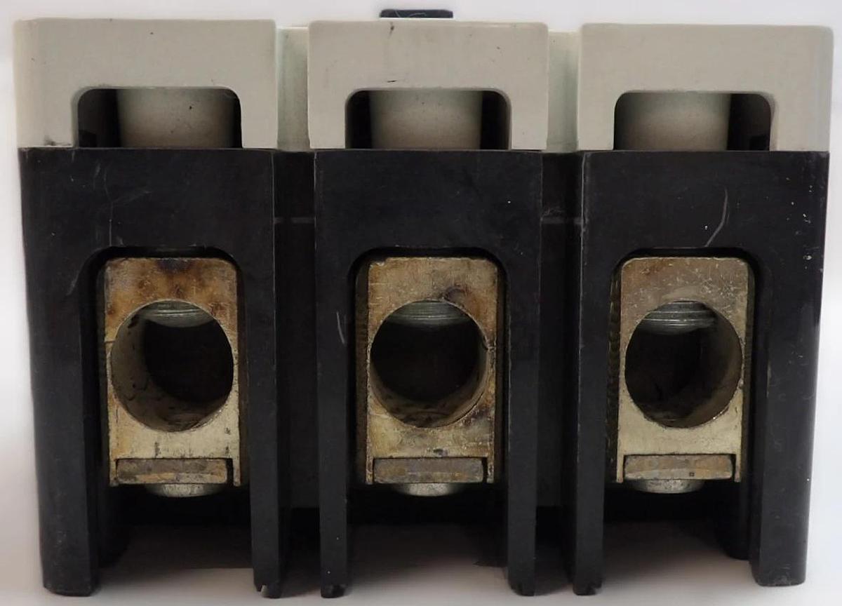 Used Westinghouse KDB3400 Industrial 3-Pole Circuit Breaker KDB 35k w/KT3400T Working