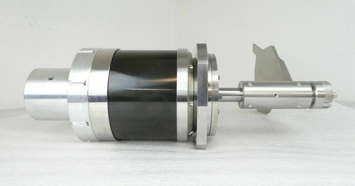 Used AMAT Applied Materials 0010-57289 300mm Wafer Rotation Transfer Robot Working